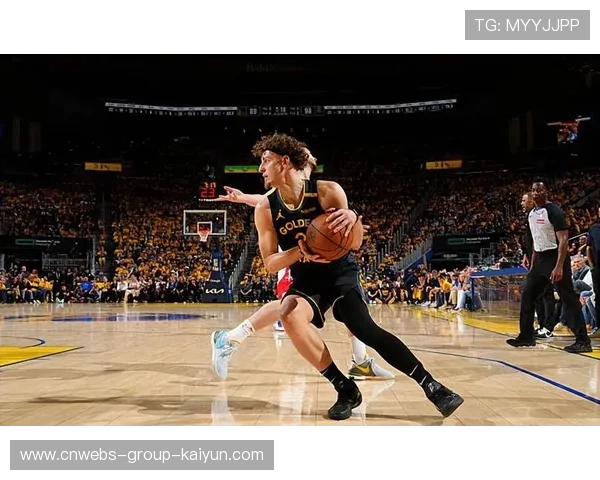 勇士面临阵容考验,科尔的五小阵容效果待评估